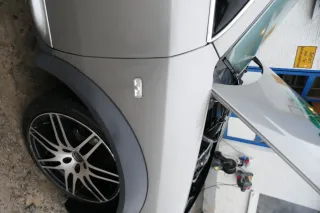Audi A6 4Z Allroad Kotflügel vorne rechts grau + Leiste - Bild 3