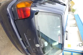 VW Polo 6N Heckklappe Klappe hinten Kofferraumklappe mit Scheibe blau LC5H - Bild 2