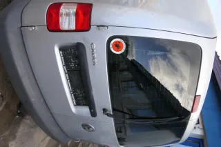 VW Caddy 2k Flügeltür hinten links silber LA7W mit Scheibe OHNE Anbauteile - Bild 1