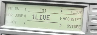 VW Golf 5 Radio CD Player Original RCD300 1K0035186J mit Code - Bild 2