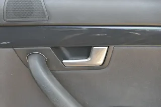 A4 8E B6 Dekor Leisten Türverkleidung Verkleidung Tür vorne +hinten schwarz - Bild 9