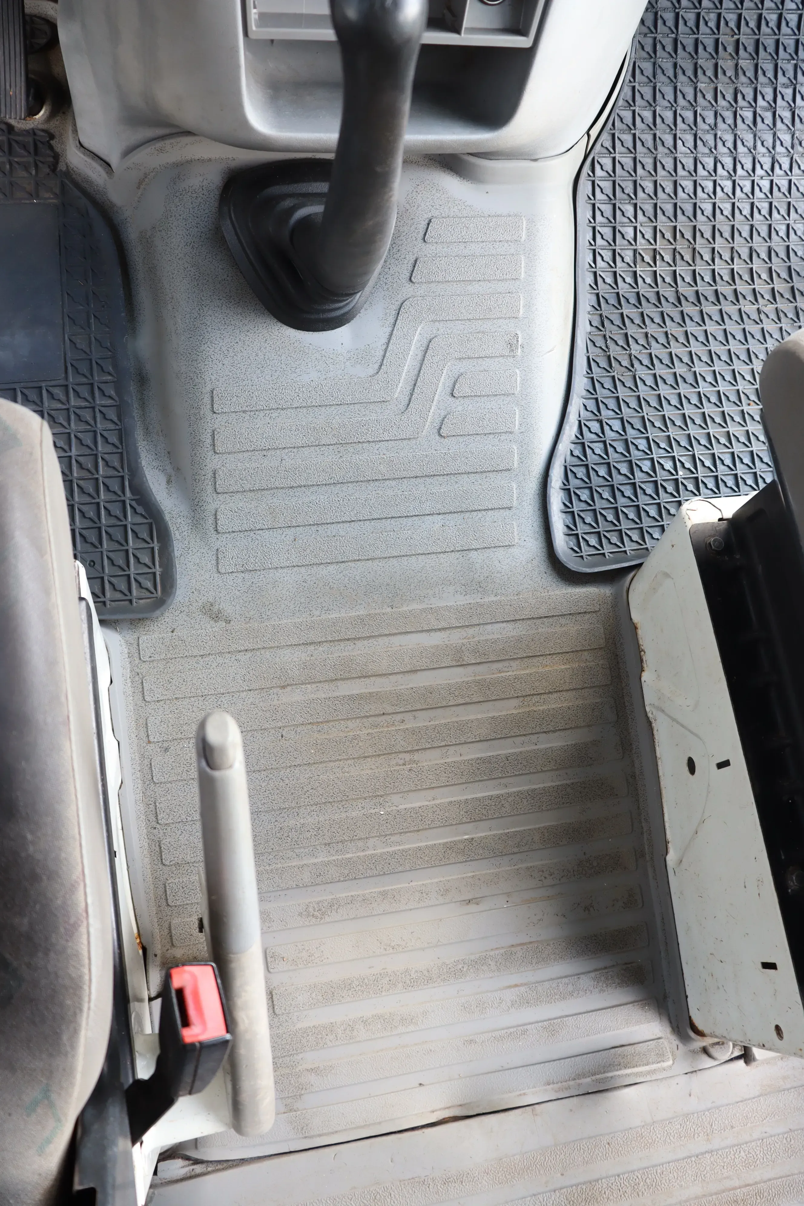 VW LT 35 2D Teppich Innenraumteppich Innen Boden vorne grau DoKa - Bild 1