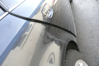 Audi A6 4B C5 Tür nur Türblatt hinten rechts schwarz LZ9W - Bild 2