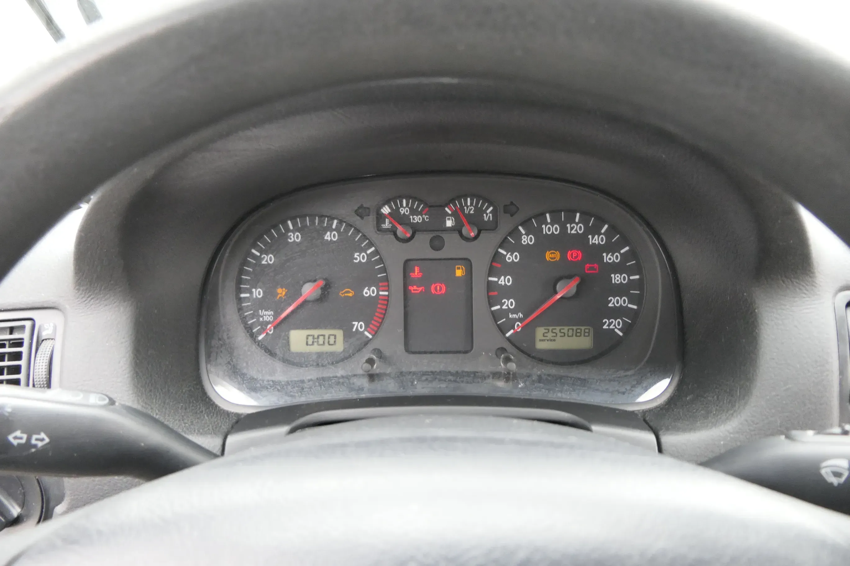 VW Golf 4 Tacho Tachometer Kombiinstrument 255.000km 1J0919860 1,4 16V 75PS 55kw - Bild 1