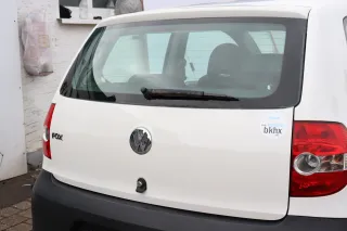 VW Fox 5Z Heckklappe Kofferraumklappe Klappe hinten + Scheibe weiß LB9A ohneAnba - Bild 2