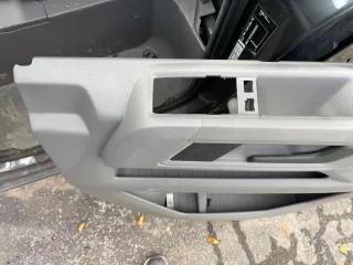 VW Crafter 7C MAN TGE Türverkleidung Verkleidung Tür vorne links grau - Bild 6