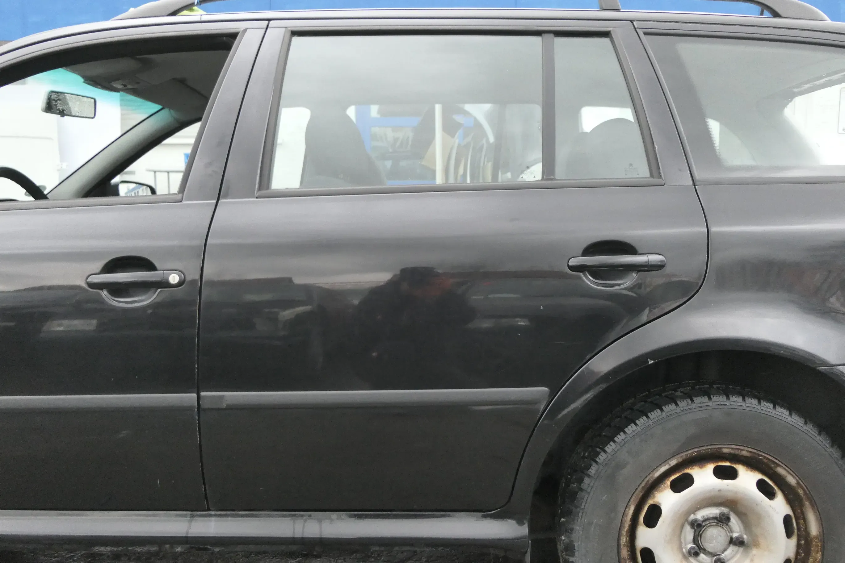Skoda Octavia 1U5 Combi Kombi Variant Tür hinten links schwarz LF9R blackmagic - Bild 1