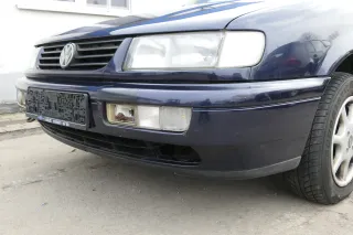 VW Passat 3A 35i Stoßstange vorne Frontstoßstange mit Pralldämpfe vorn blau LN5Y - Bild 4