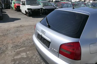 Audi A3 8L bis cBj. ca1999 Heckklappe Kofferraumklappe Klappe hinten LY7M silber - Bild 3
