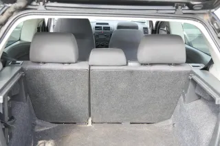 VW Polo 9N 9N3 Sitz Rückbank Sitzfläche Sitze 3 Punkt Gurt hinten mit Kopfstütze - Bild 4