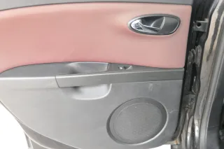 1x Leon 1P Türverkleidung Verkleidung Tür hinten links Griff grau persiaschwarz - Bild 2