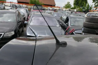 Seat 1P Leon Altea  Antenne Antennenfuß Fuß Antennensockel GPS 5P0035501E Navi - Bild 1