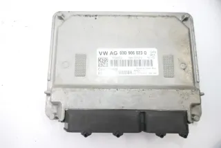 Motorsteuergerät Motor 1,2 40KW 54PS 03D906023Q CHFB VW Fox 5Z - Bild 1