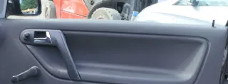 1x VW Polo 6N2 Türverkleidung Verkleidung Tür vorne rechts 2/3-Türer off-black - Bild 2