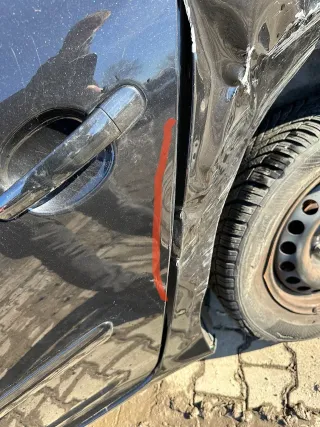 GEKNICKT Golf 5 V 1K Tür nur das Türblatt hinten links 4/5-Türer schwarz LC9Z - Bild 6