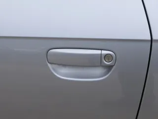 Audi A3 8P 2/3-Türer Tür vorne links Fahrertür Türblatt grau LY7J Rahmen - Bild 6