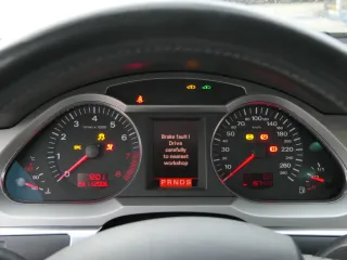 Audi A6 4F Tacho Tachometer Kombiinstrument 4F0920934E 2.0 3.0 2.7TDI 197.000km - Bild 1