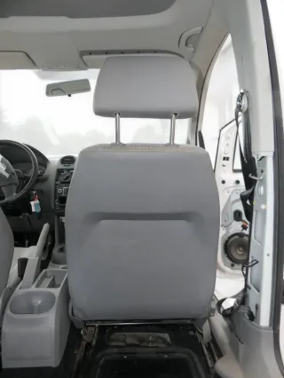 VW Caddy 3 2K für Post Sitz vorne rechts Beifahrersitz + Schiene + Gurt - Bild 5