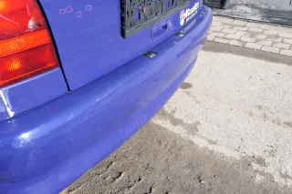VW Polo 6N Stoßstange hinten 2-geteilte Heckstoßstange blau LD5D Stoßfänger - Bild 5