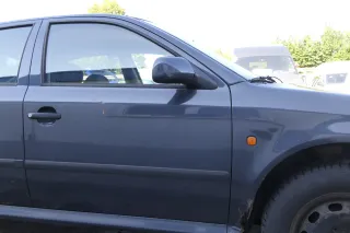 Skoda Octavia 1U Kombi  +Limo Tür vorne rechts Beifahrertür grau LF7S L8L8 - Bild 1