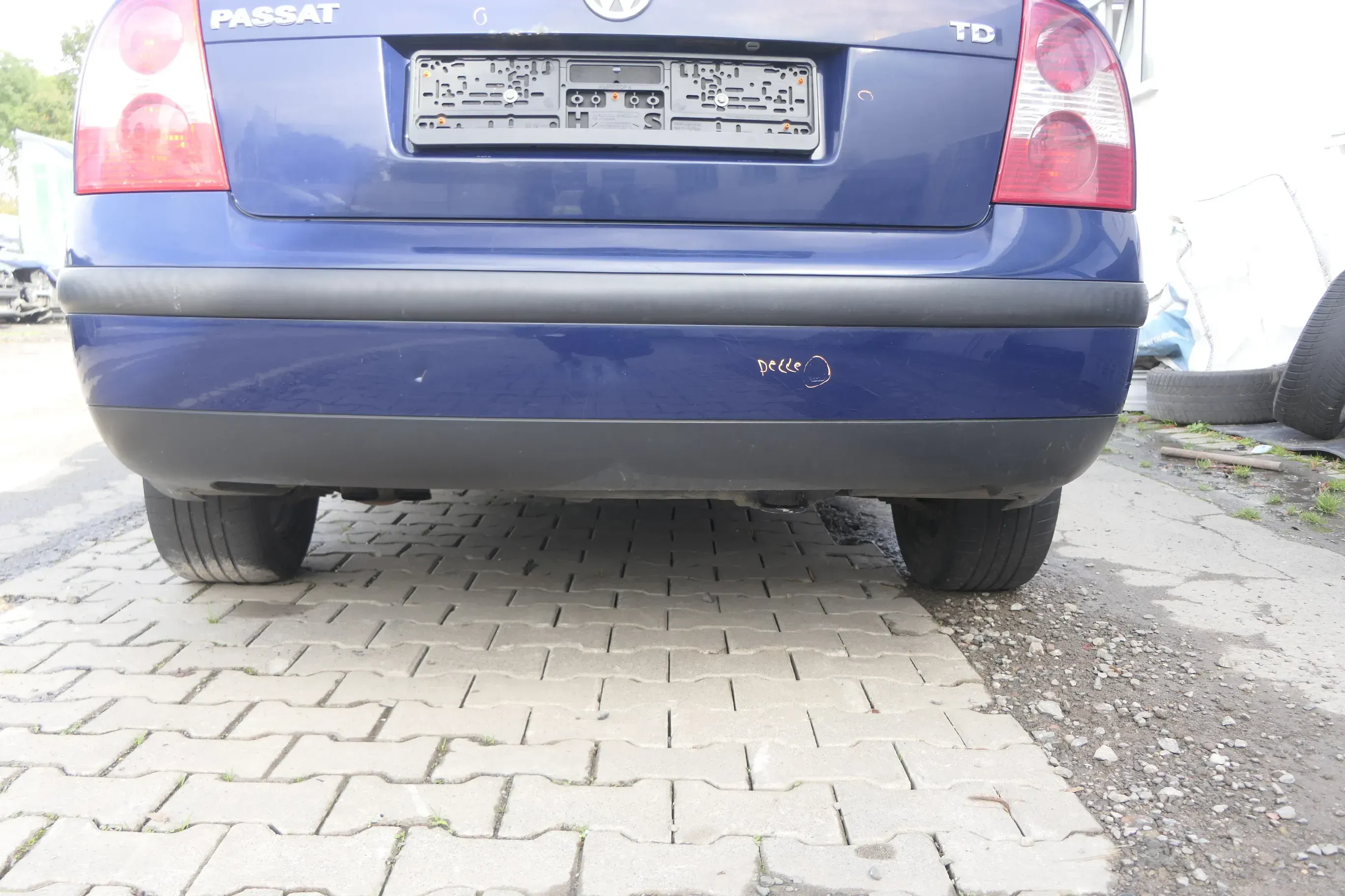 VW Passat 3BG 3B3 Limousine Stoßstange hinten Heckstoßstange blau LA5E - Bild 1