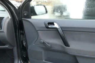 1x VW Polo 9N Türverkleidung Verkleidung Tür vorne rechts 2/3-Türer Beifahrertür - Bild 2