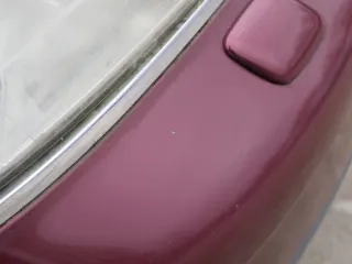 Audi A6 4B Frontstoßstange Stoßstange vorn vorne Stoßfänger LZ3L rot SWR - Bild 2