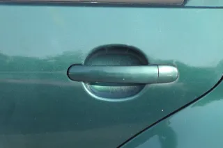 VW Golf 4 Bora Tür hinten links nur Kombi / Variant grün LC6M - ohne Anbauteile - Bild 3