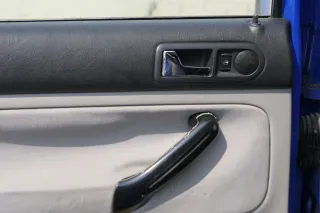 1x VW Golf 4 1J Kombi Türverkleidung Verkleidung Tür hinten links grau - Bild 3