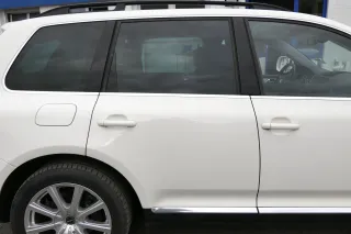 VW Touareg 7L Tür hinten rechts weiß LR9A - Bild 1