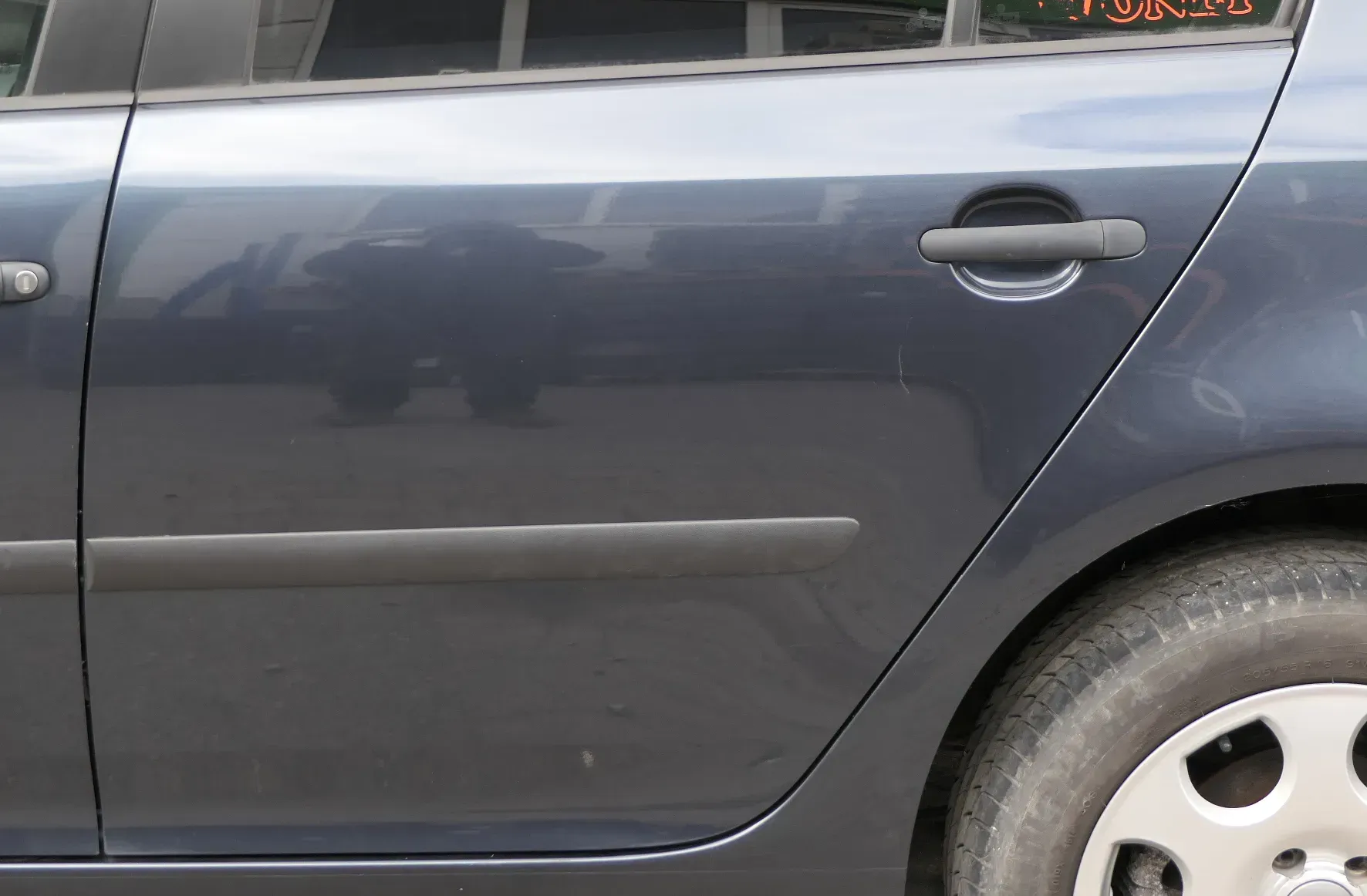 VW Golf 5 V 1K Tür nur das Türblatt hinten links 4/5-Türer blau LC5F - Bild 1