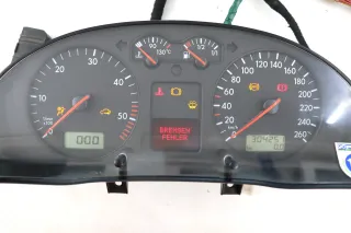 VW Passat 3B Tacho Tachometer Kombiinstrument 304.000km 3B0920822A 1,9 TDI - Bild 2