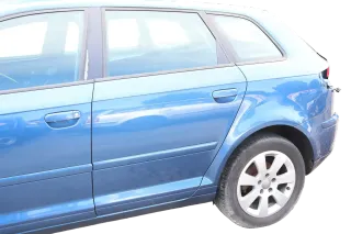 Audi A3 8P 4/5-Türer Tür hinten links Türblatt mit Rahmen blau LZ5C - Bild 1