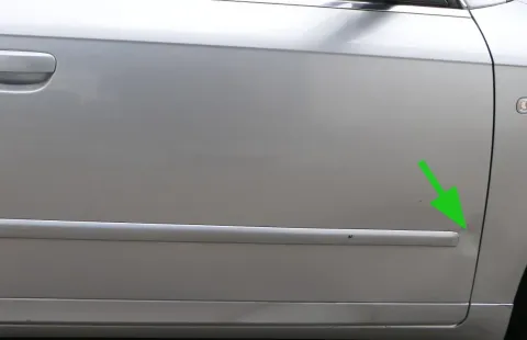 Audi A4 B7 8E Tür vorne rechts Kombi+Limo + Rahmen silber LY7W Türblatt