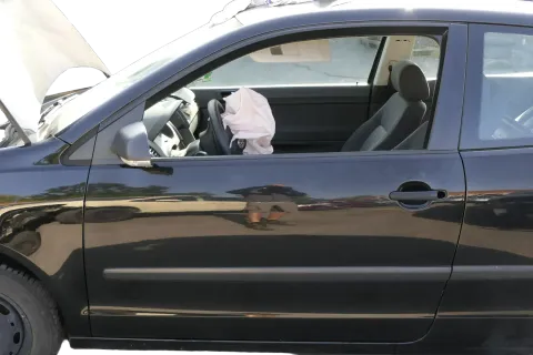 VW Polo 9N 9N3 Tür vorne links Fahrertür 2/3-Türer schwarz L041 -ohne Anbauteile