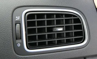 VW Polo 6R Lüftungsdüse Düse Lüftung vorne rechts 6R0819704R schwarz - Bild 1