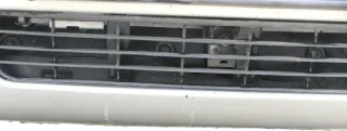 Audi 80 8C Stoßstange vorne Frontstoßstange Stoßfänger grau LY7T - Gitter - Bild 9