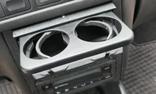 VW Golf 4 Bora Becherhalter Getränkehalter Dosenhalter Halter Getränke Dosen - Bild 1