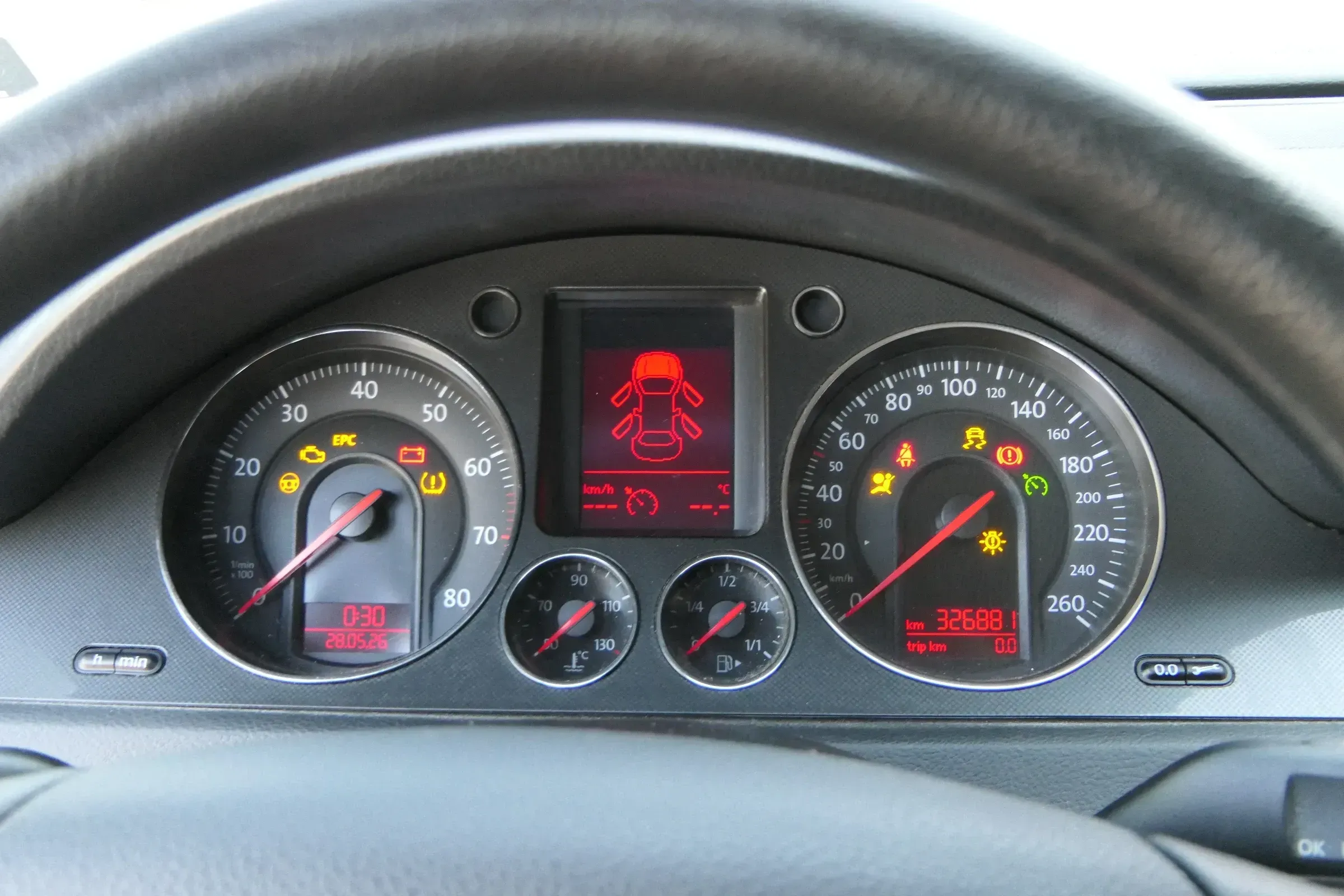 VW Passat 3C Tacho Tachometer 326.000km 3C0920870P Benzin BLF BVY BVX - Bild 1