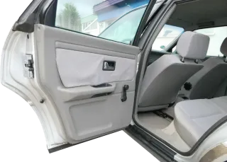 Audi 80 Türverkleidung Verkleidung Tür hinten links Griff Türgriff Öffner grau - Bild 1