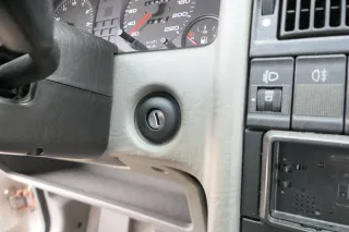 Audi 80 Zündschloß Schloß Zündung 1x Schlüssel Heckklappe Türschloß Automatik - Bild 1