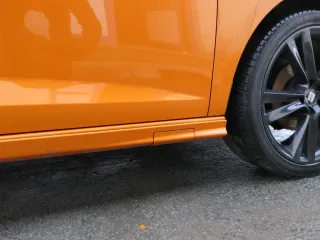 Ibiza 6J Blende Holm rechts unten Schweller Unterholmverkleidung orange LP2C - Bild 4