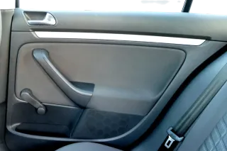 1x Golf 5 Limousine Türverkleidung Verkleidung Tür hinten rechts 4/5-Türer schwa - Bild 1
