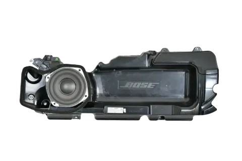 Audi A6 4F Box Lautsprecher Mitteltonlautsprecher Bose vorne links 4F0035382D