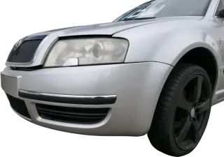 Skoda Superb 3U Stoßstange vorne Frontstoßstange silber LF7T - Bild 3