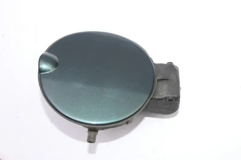 Skoda Fabia 6Y2 Limousine Tankdeckel Deckel Tank Tankverschluß grün 9572 - Bild 1
