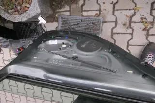 VW Golf 5 V 1K Tür Türrahmen hinten links 4/5-Türer grau LA6Q mit Scheibe - Bild 2