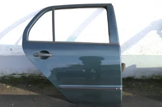 Skoda Fabia 6Y Limousine Stufenheck Tür hinten rechts grün 9572 - Bild 1