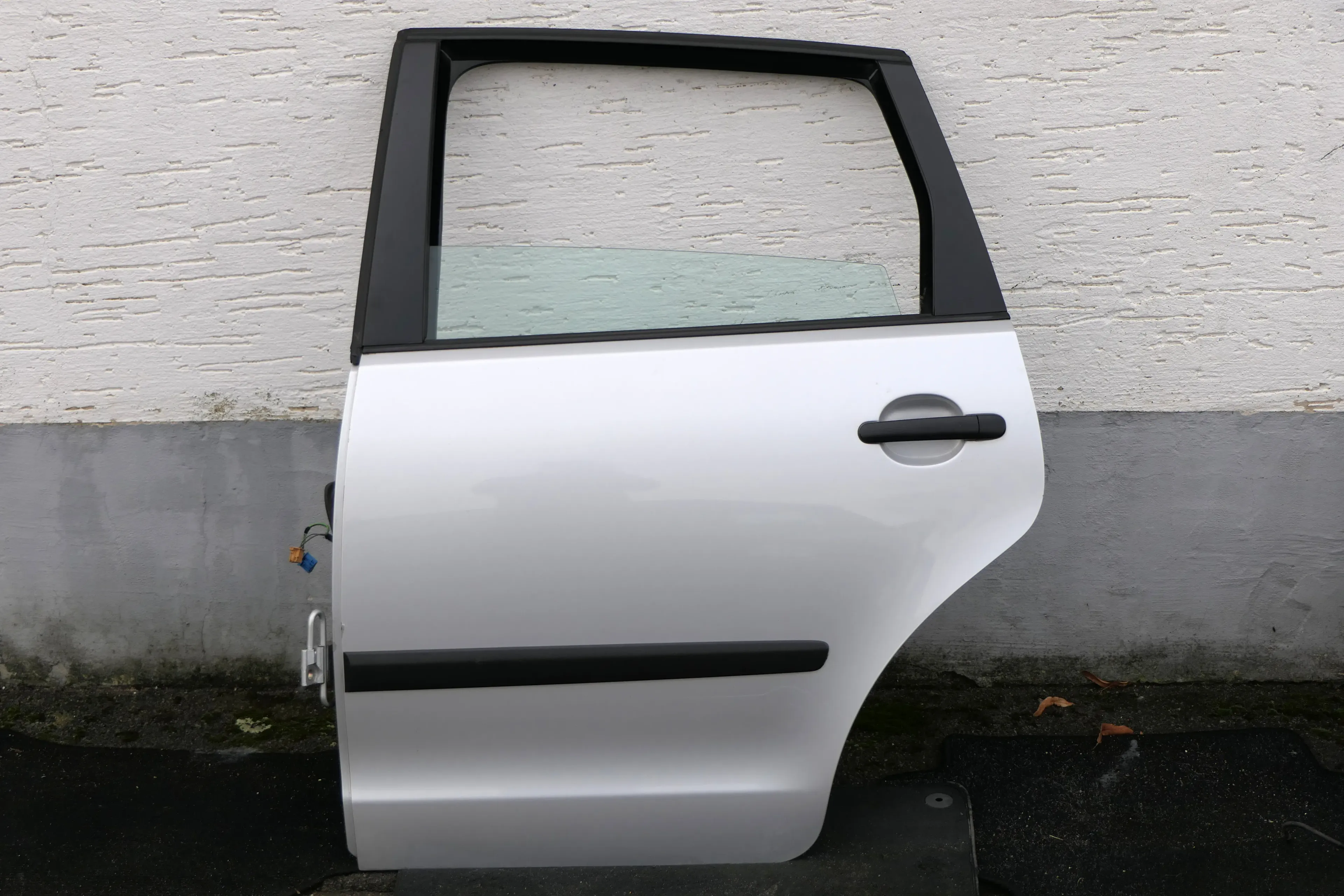 VW Polo 9N 9N3 Tür hinten links 4/5-Türer grau silber LA7W - 118119 - Bild 1