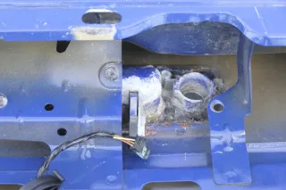 VW Polo 6N2 Heckklappe Klappe hinten Kofferraumklappe blau LA5C surfblue Scheibe - Bild 3